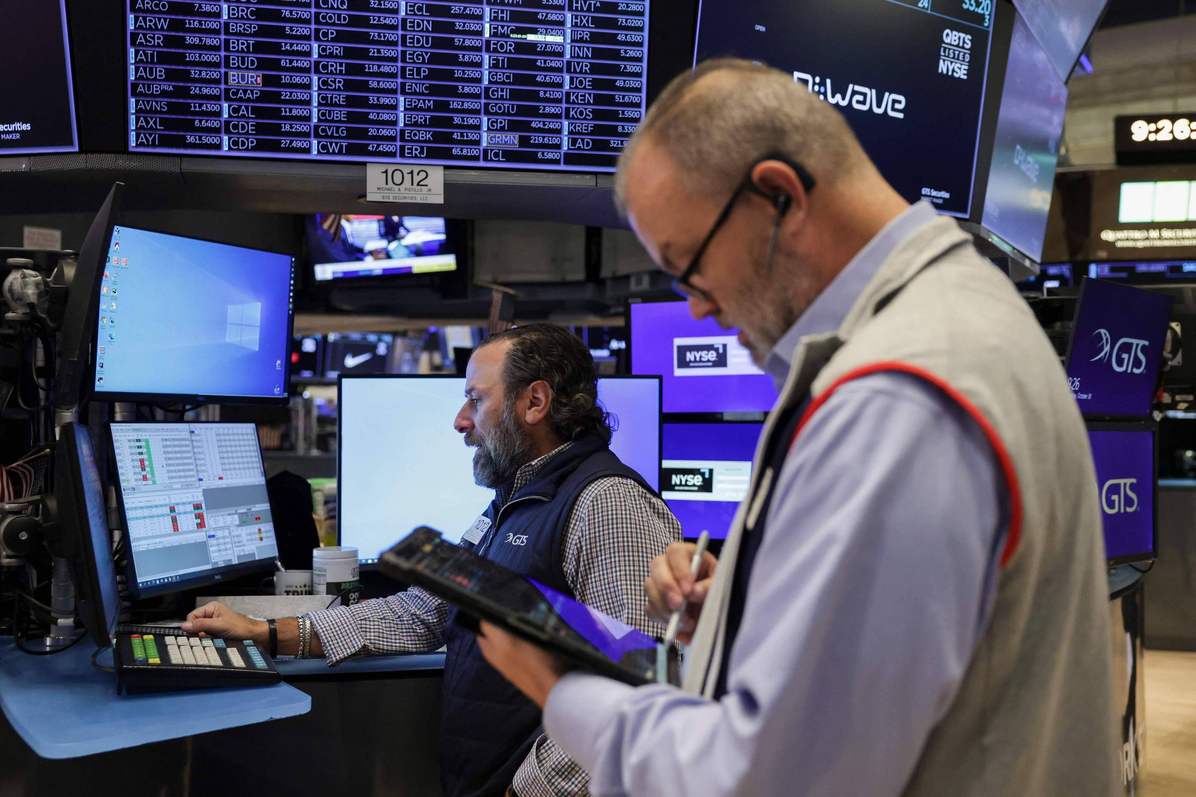 Por que temos a sensação de que o dólar sobe mais que a inflação?