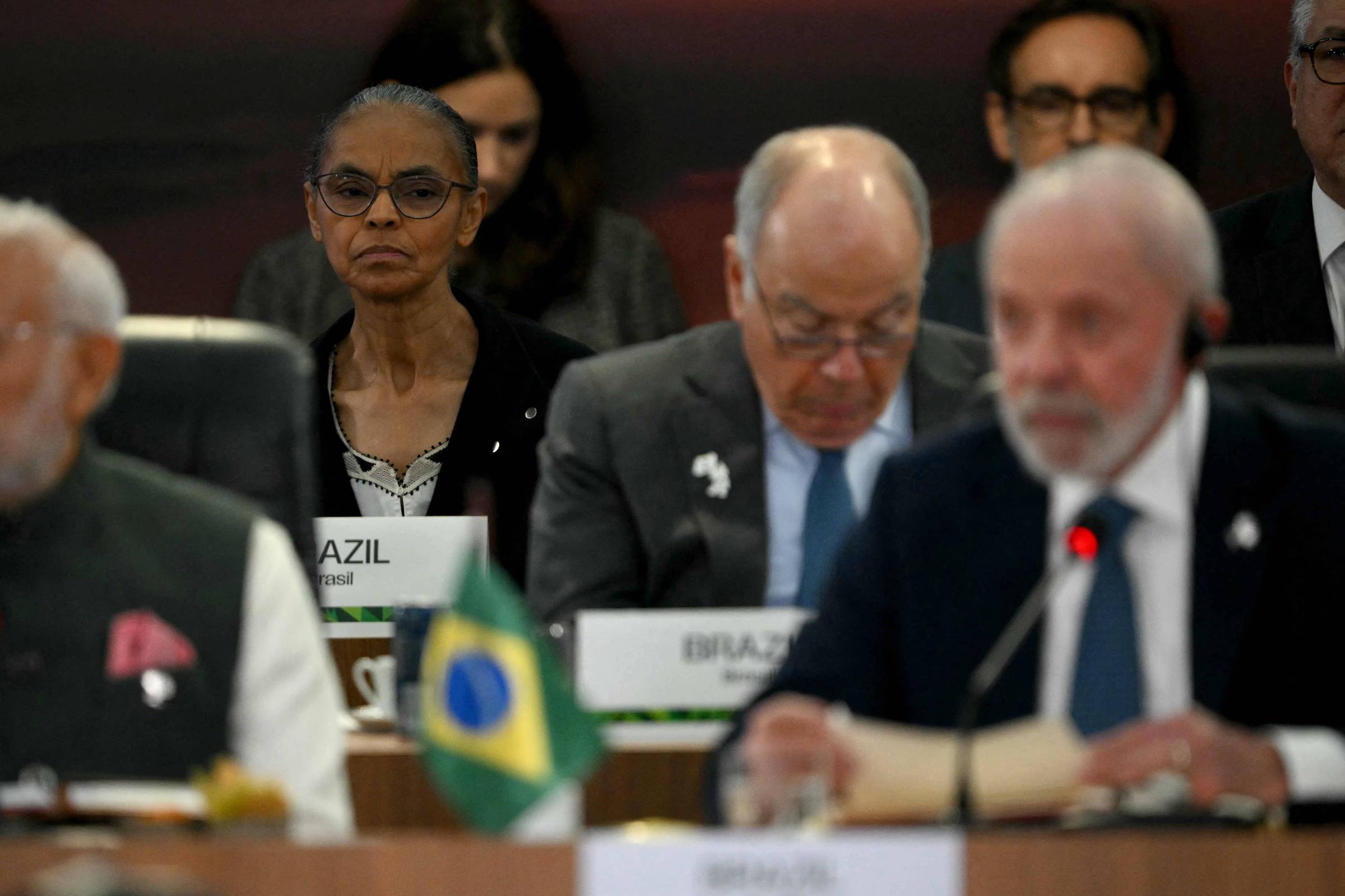 Brasil chega à COP30 planejando ser menos jogador e mais juiz em mundo conturbado