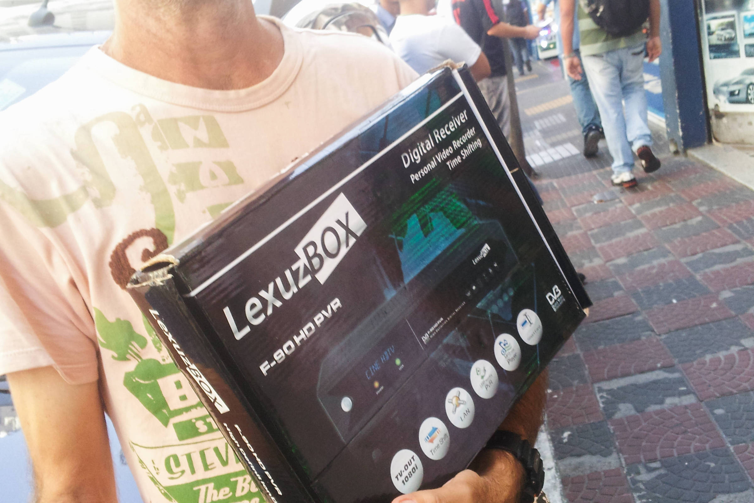 Operação na Argentina derruba TV Box pirata no Brasil; entenda