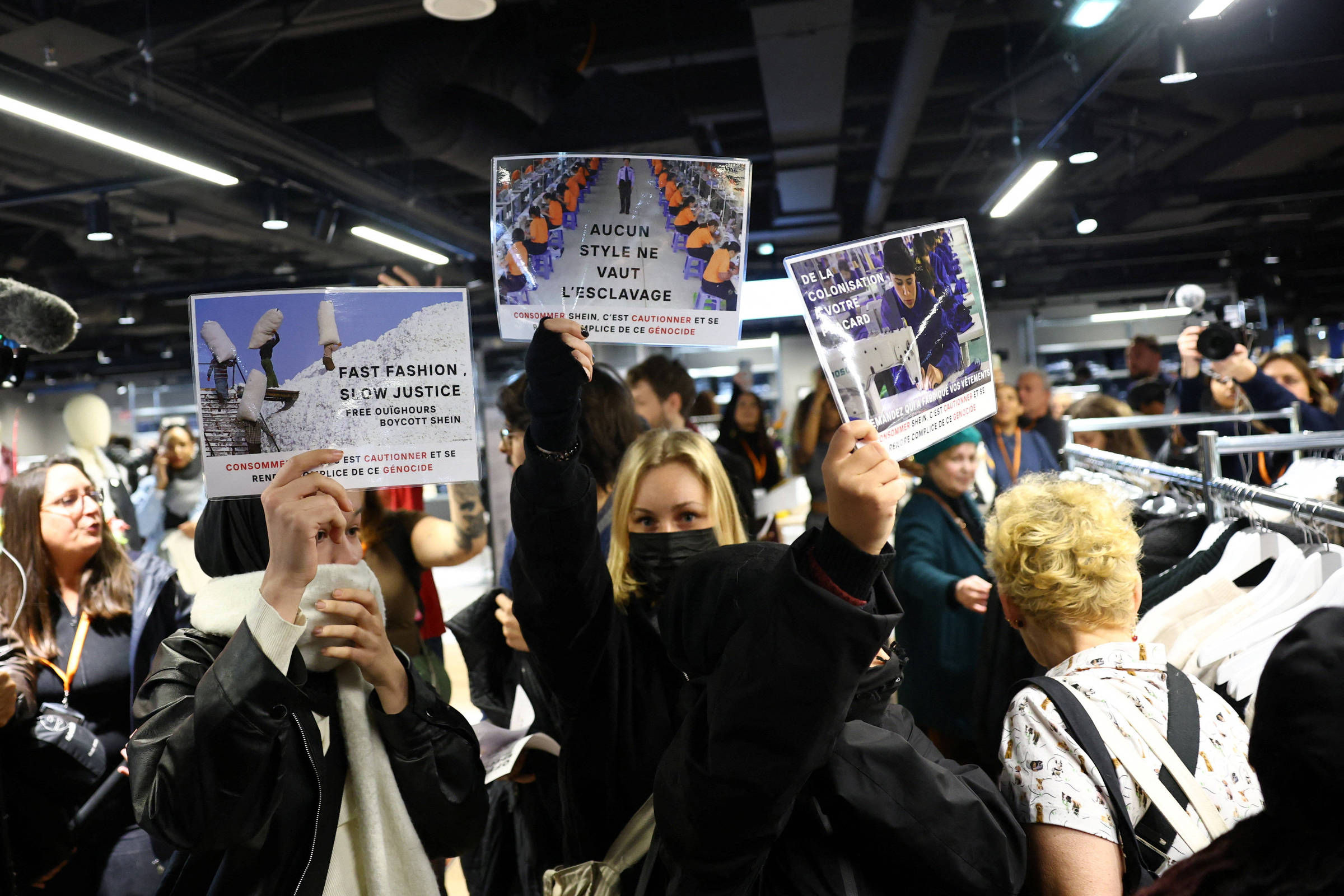 Escândalo da boneca sexual na Shein revela cantos obscuros dos marketplaces