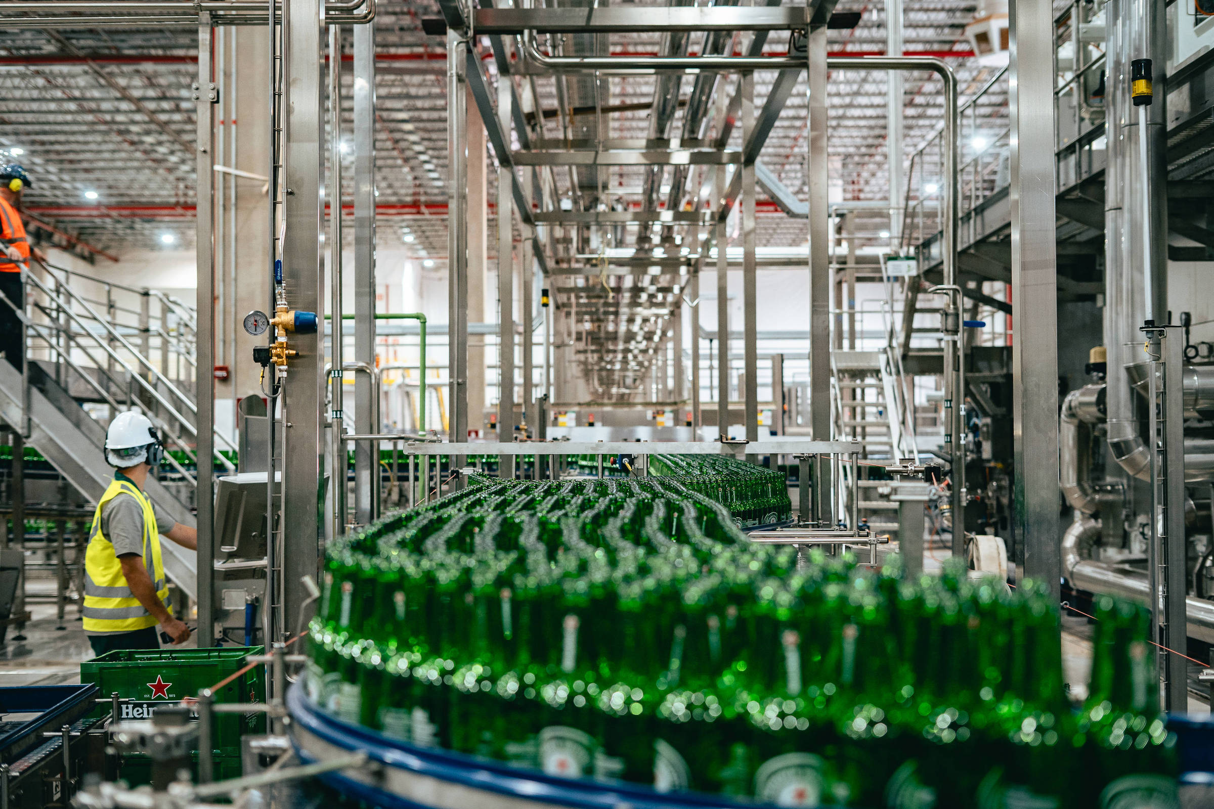 Heineken inaugura 14º fábrica no Brasil e poderá aumentar produção em 10%
