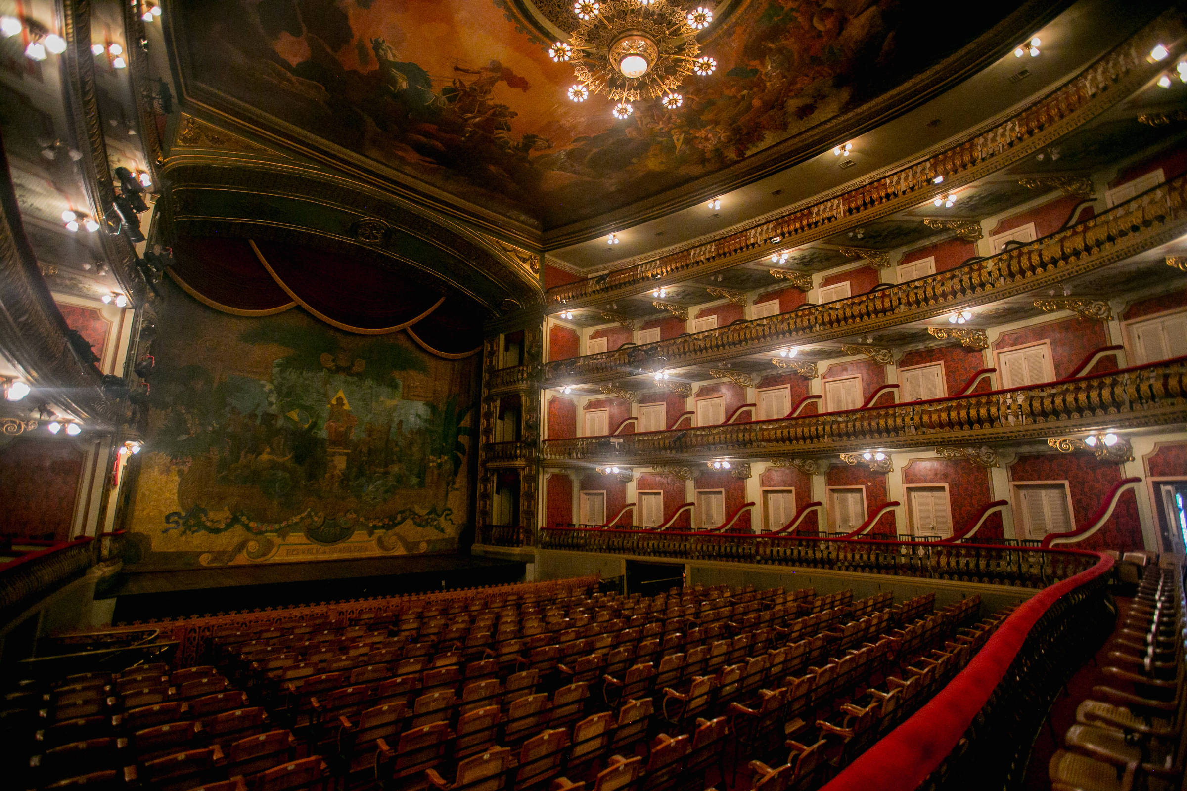 Belém vive frenesi cultural com ópera de Gil, shows de MPB e mostras de cinema