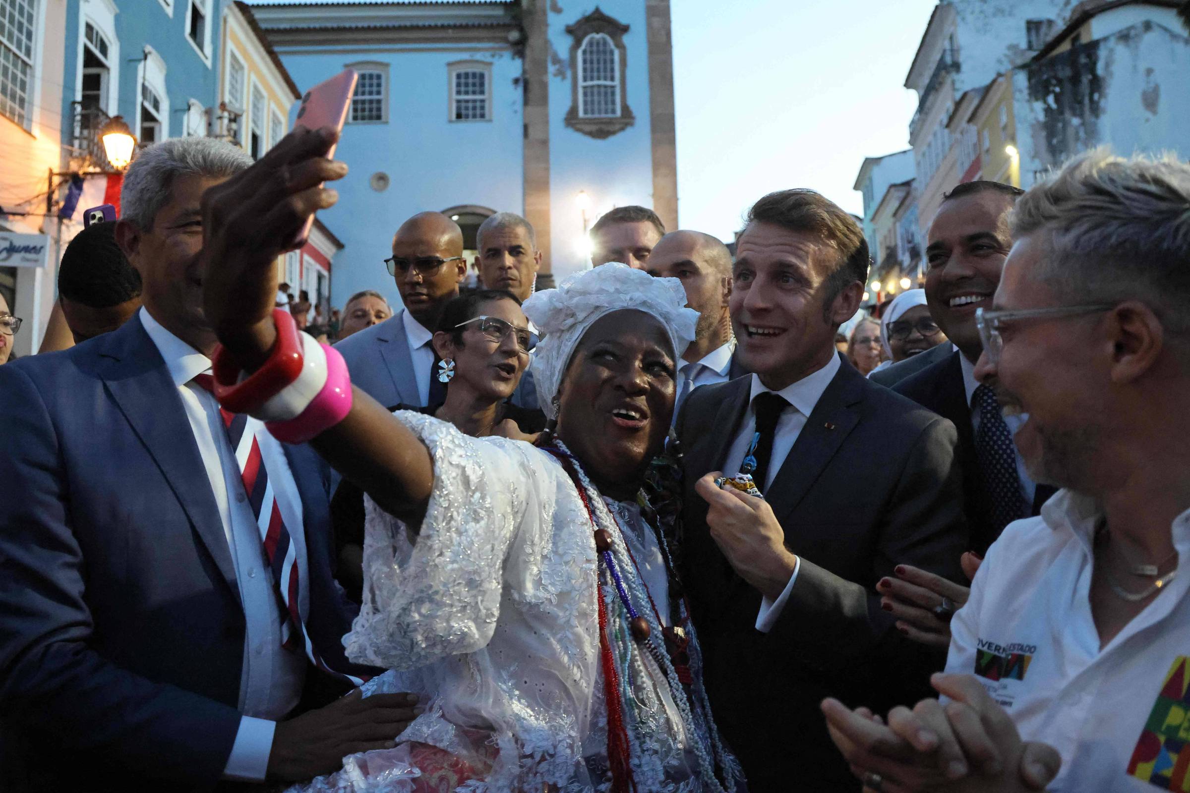 Governo da BA pagou R$ 1,9 mi a empresa por patrocínio a festival com Macron