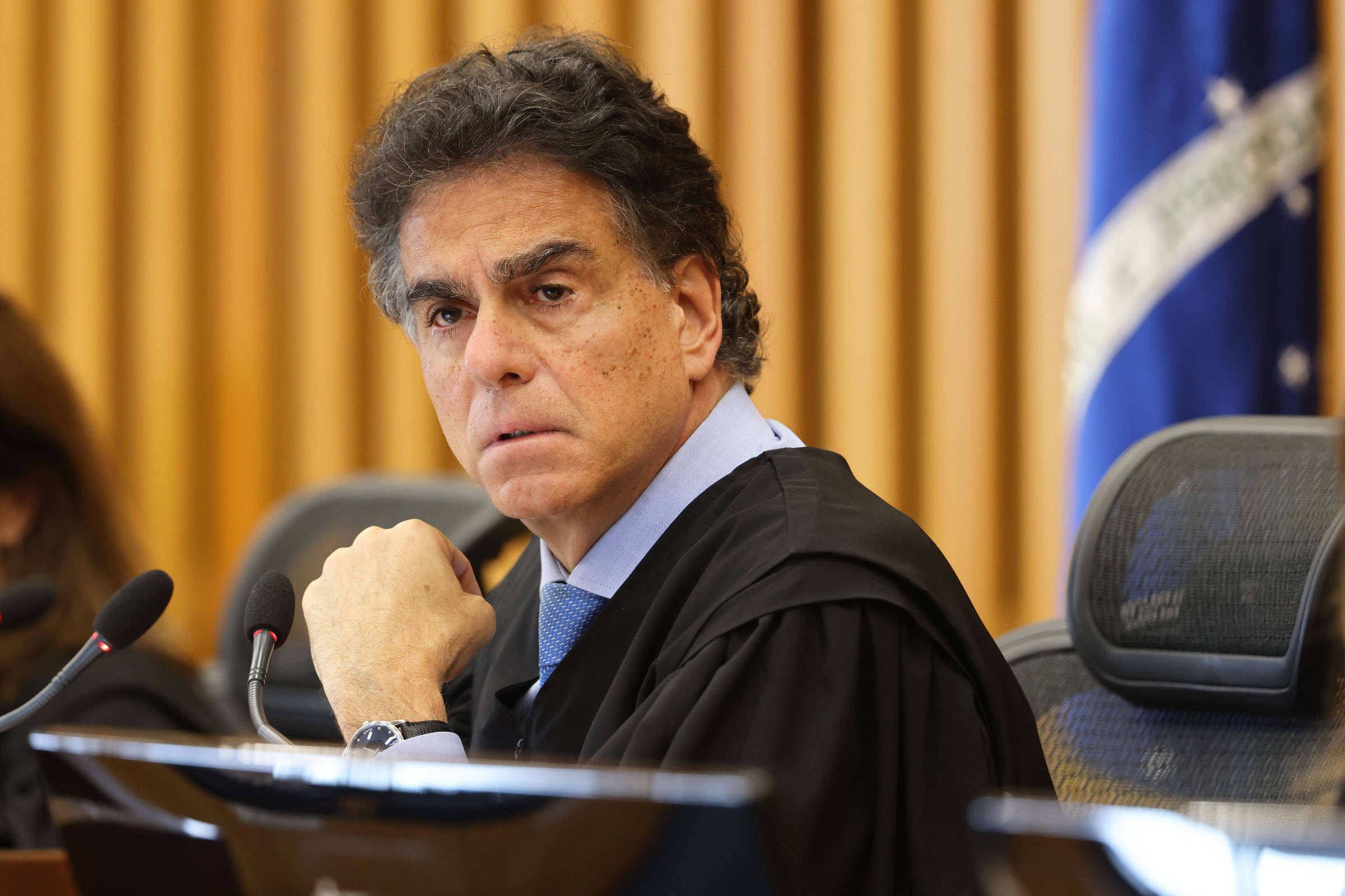 Remuneração dos juízes está fora dos limites e impacta credibilidade, diz novo presidente do TST