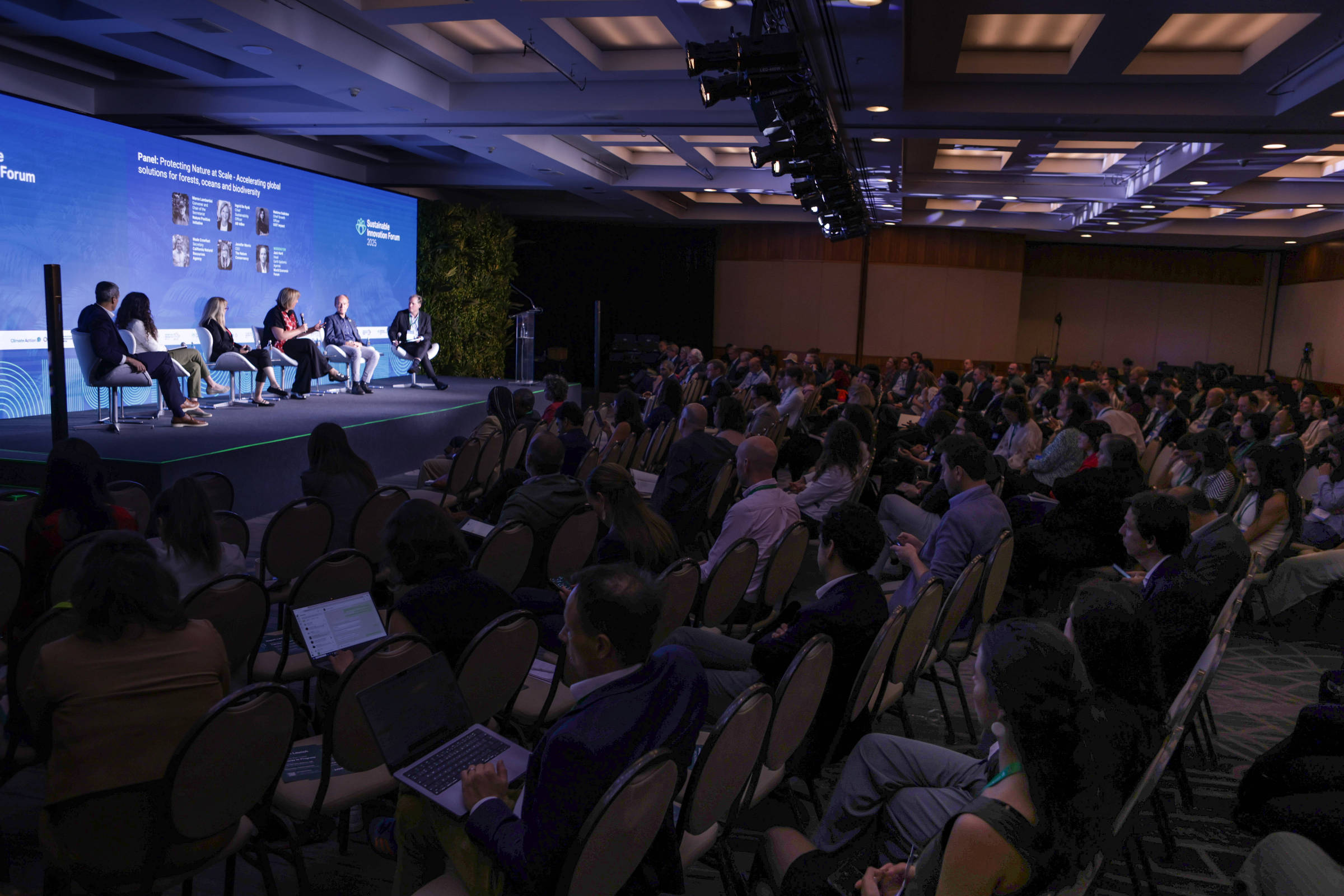 Empresários desistem de viajar a Belém e participam de eventos pré-COP30 em São Paulo