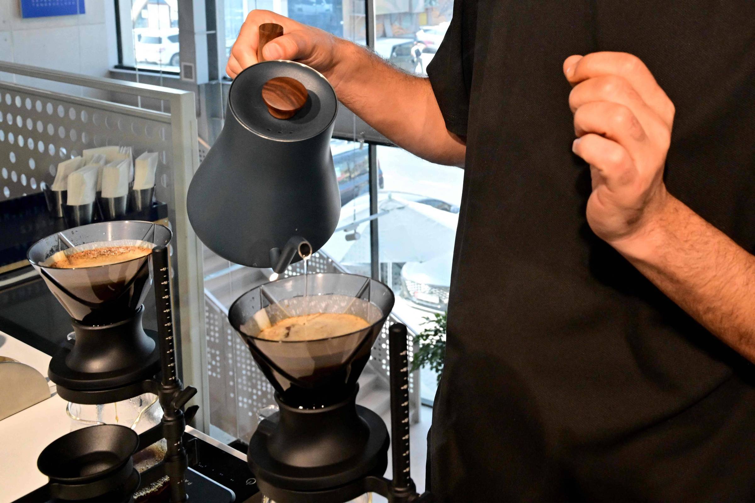 EUA vão anunciar medidas para reduzir preços de café, banana e outros produtos, diz secretário do Tesouro