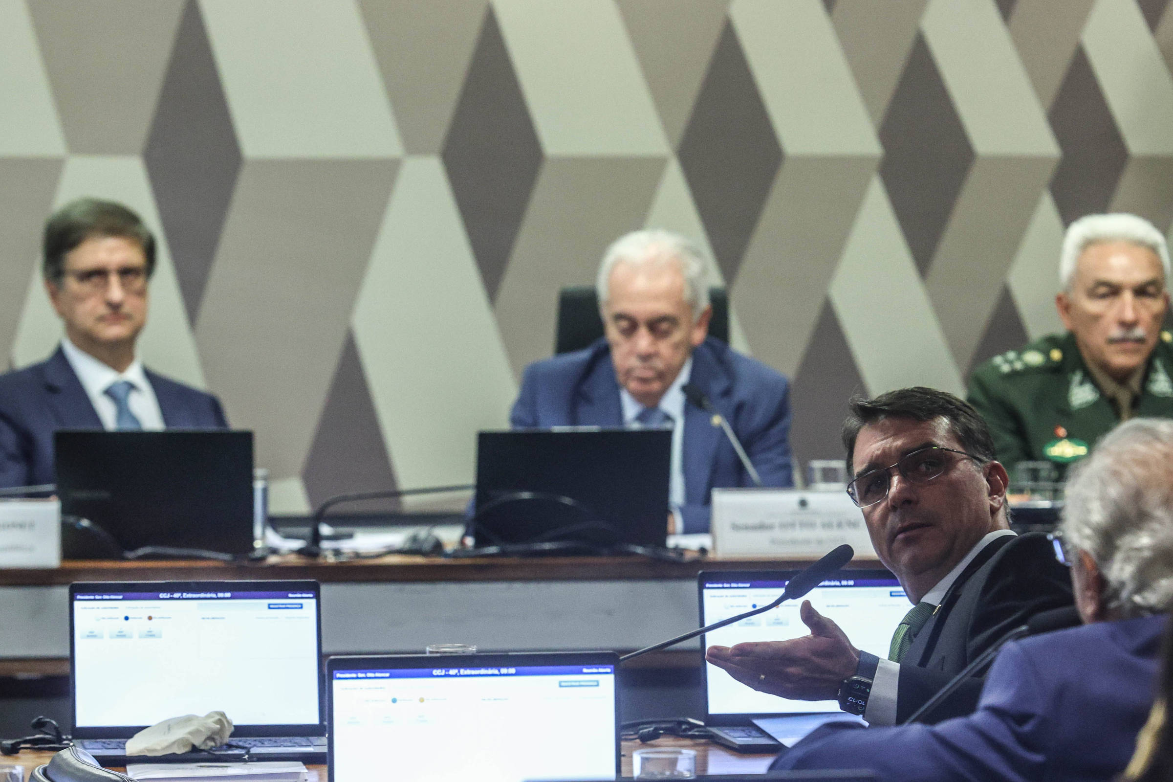 Gonet vira alvo de aliados de Bolsonaro no Senado por trama golpista, anistia e endosso a Moraes