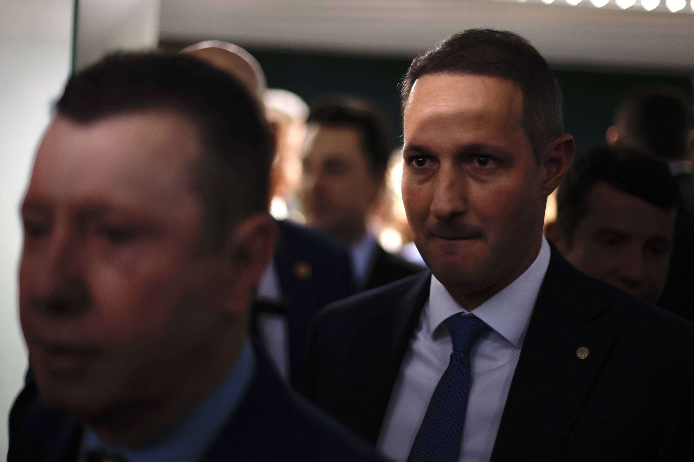 Bolsonaristas veem derrapada de Derrite e avanço de vice de Nunes por vaga ao Senado