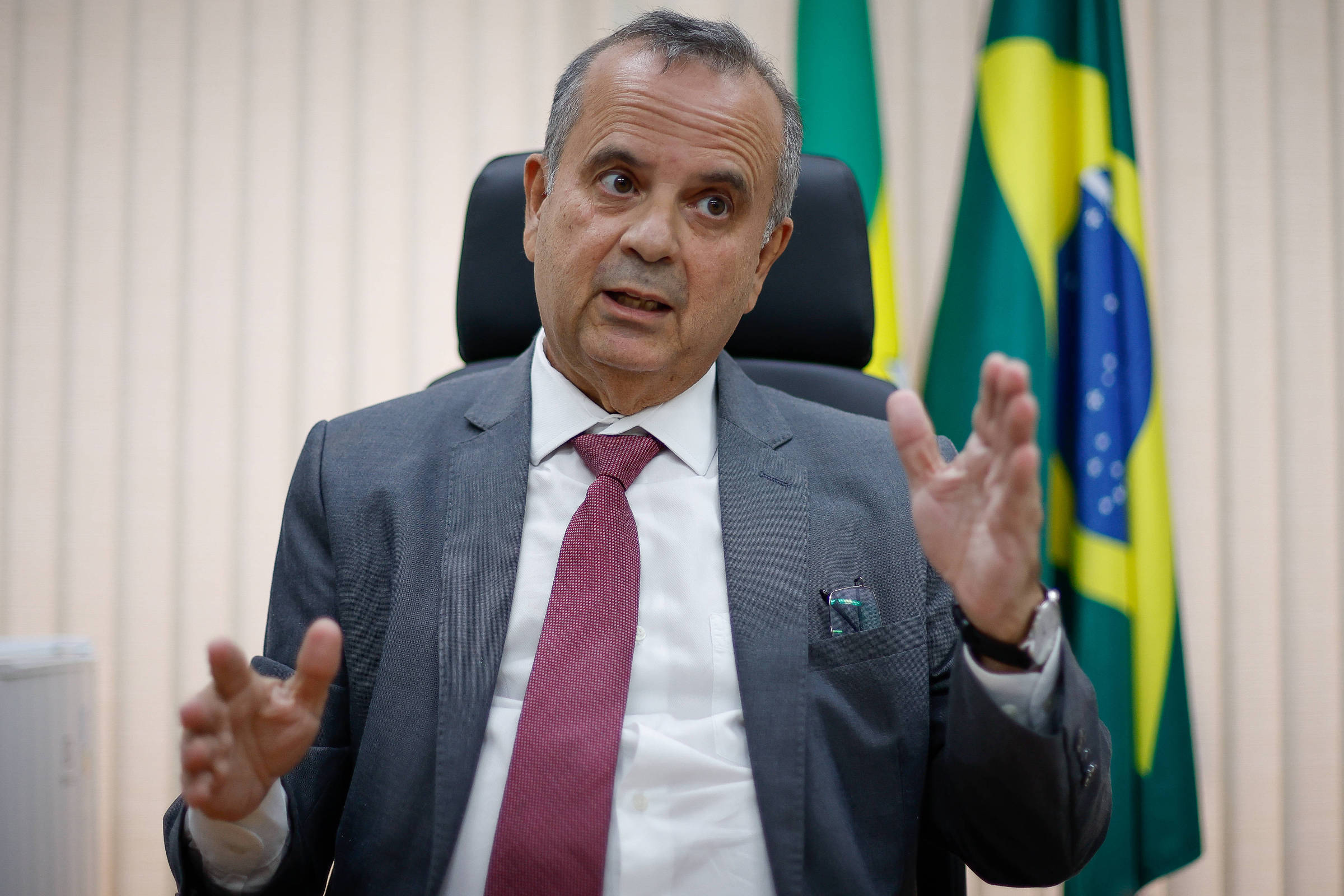 Senado aprova proibição de descontos associativos em aposentadorias