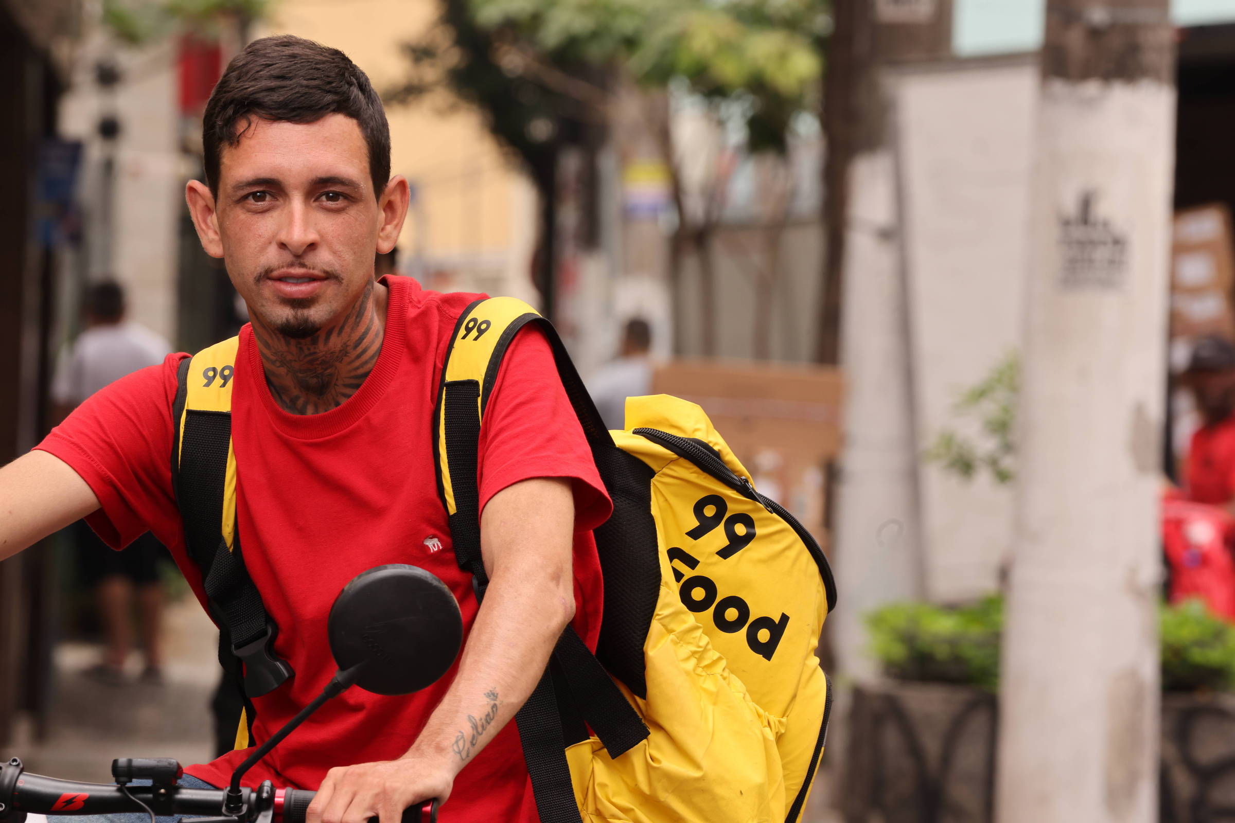 Trabalho em aplicativos reduz desemprego em 1 ponto percentual, diz estudo