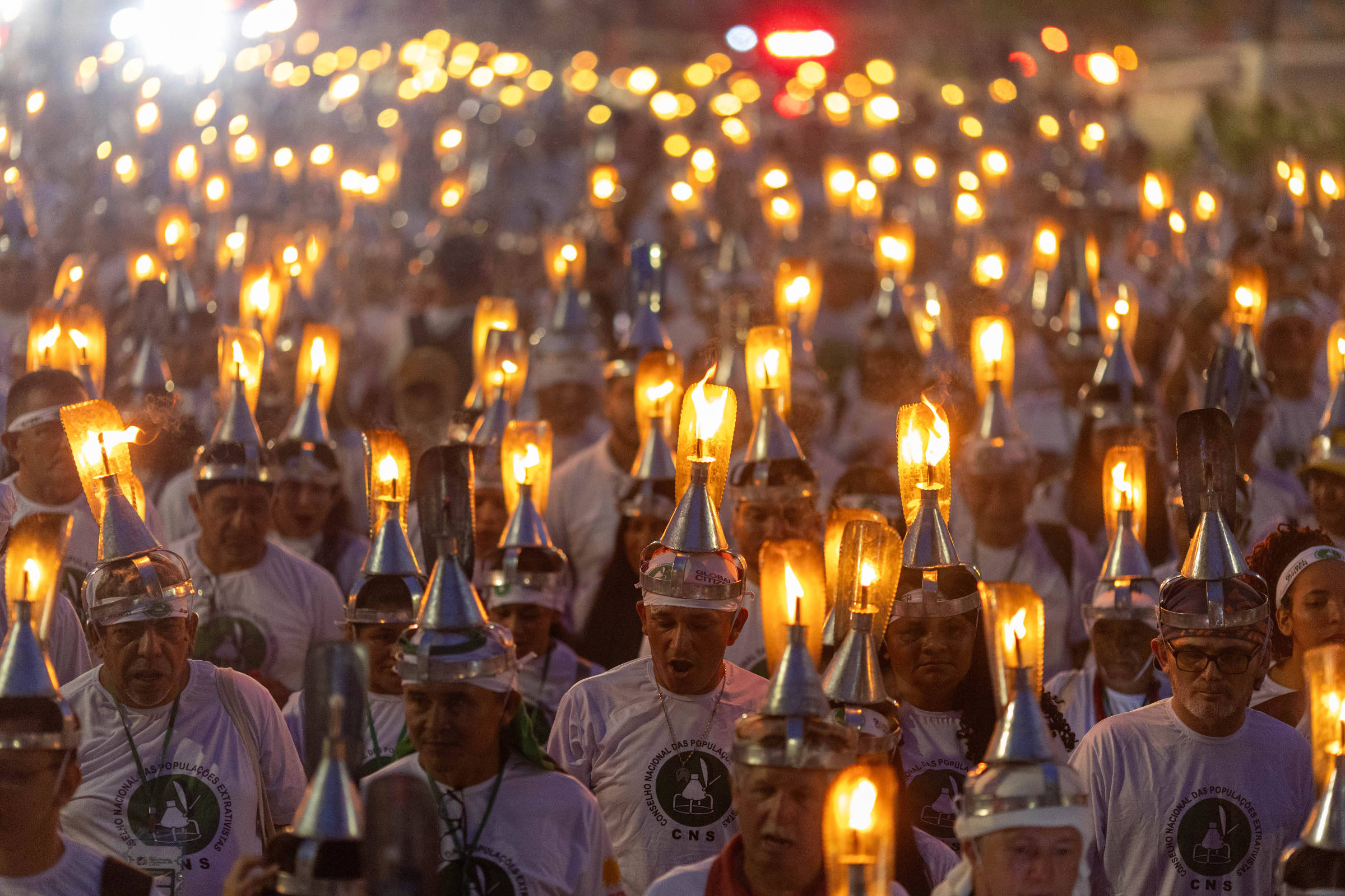 Bronca da ONU, delegações menores e IA no clima; veja como foi 4º dia da COP30