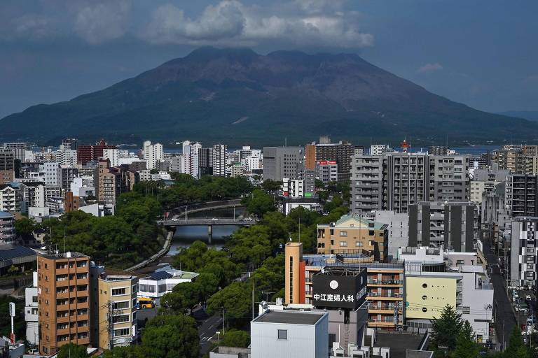 Urgente! Vulcão Entra em Erupção no Japão e Causa Caos: Veja o Que Aconteceu!