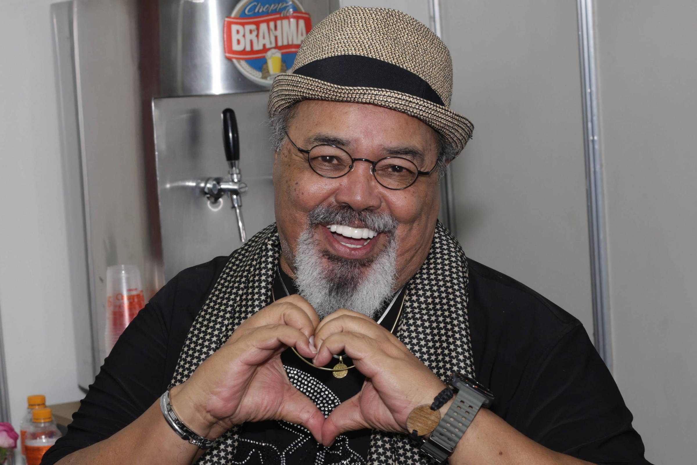 Jorge Aragão vai estrelar vinheta de Carnaval da Globo em 2026 pela primeira vez