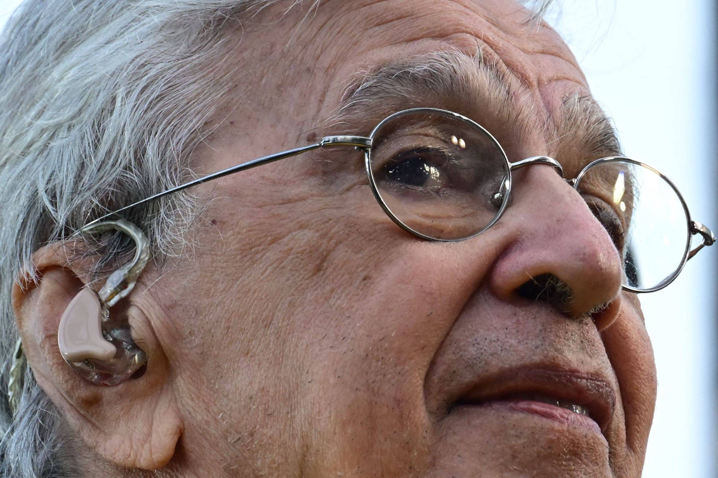 Caetano, Marisa Monte e Marina Sena cobram ética no uso da IA na música