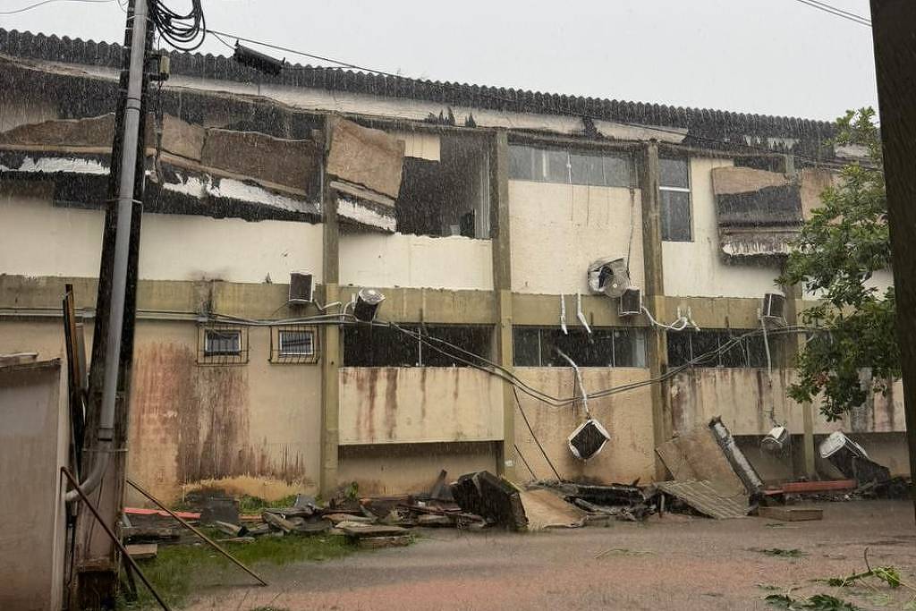 Marquise de concreto desaba na Aldeia COP30 durante chuva em Belém