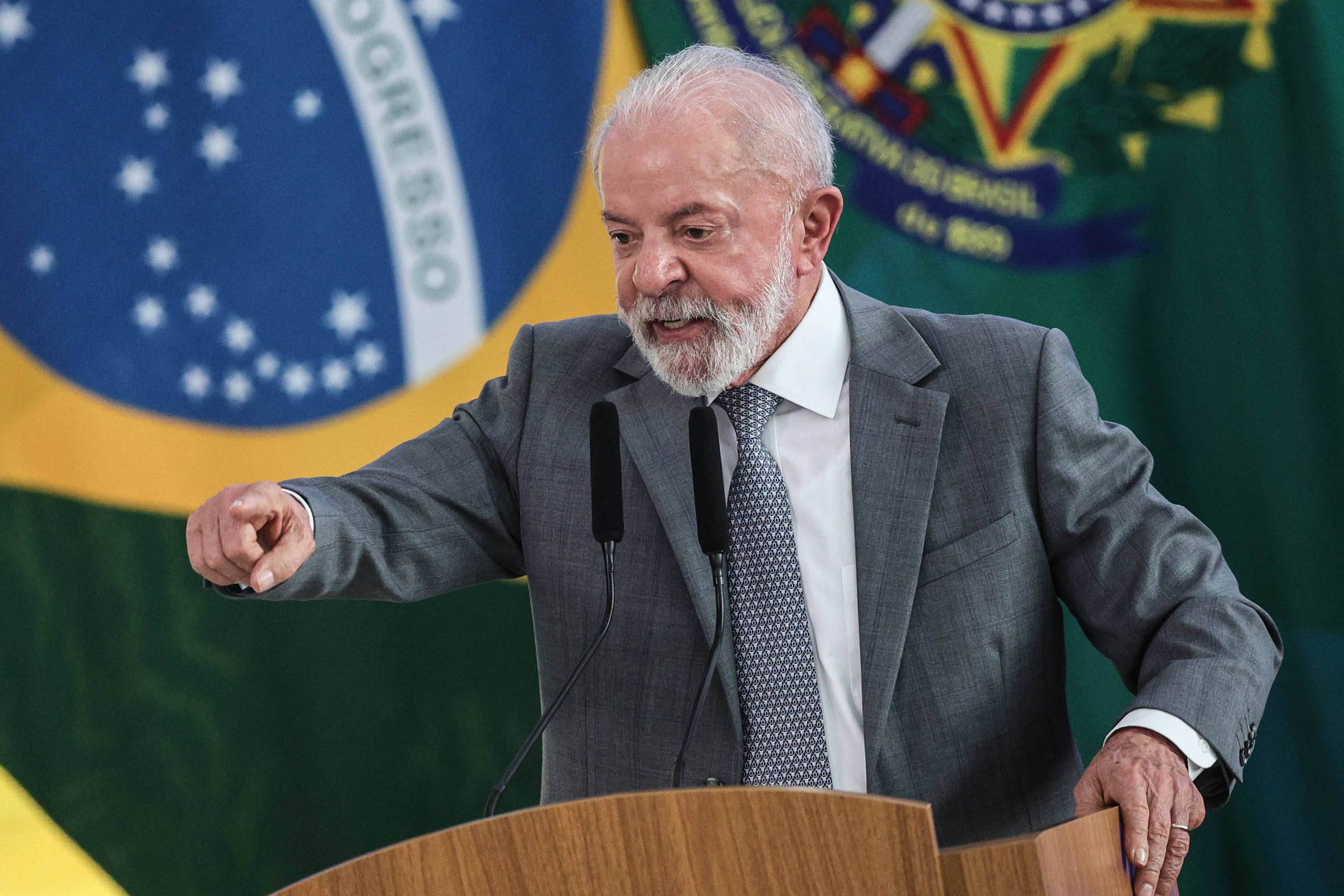Petróleo obriga Lula a escolher entre a Petrobras e o caixa do governo