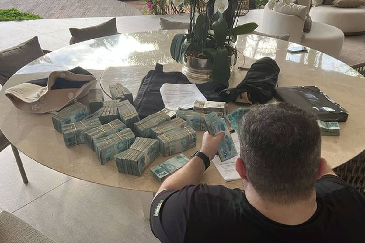 Daniel Vorcaro é preso antes de viajar ao exterior de jatinho; sócio também é detido