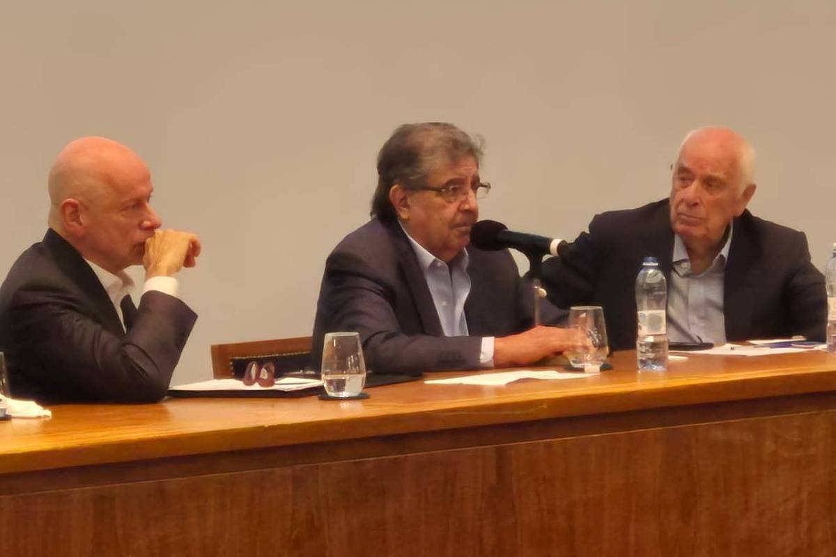 'Quero viver enquanto houver vida', diz Leandro Karnal durante evento sobre morte assistida