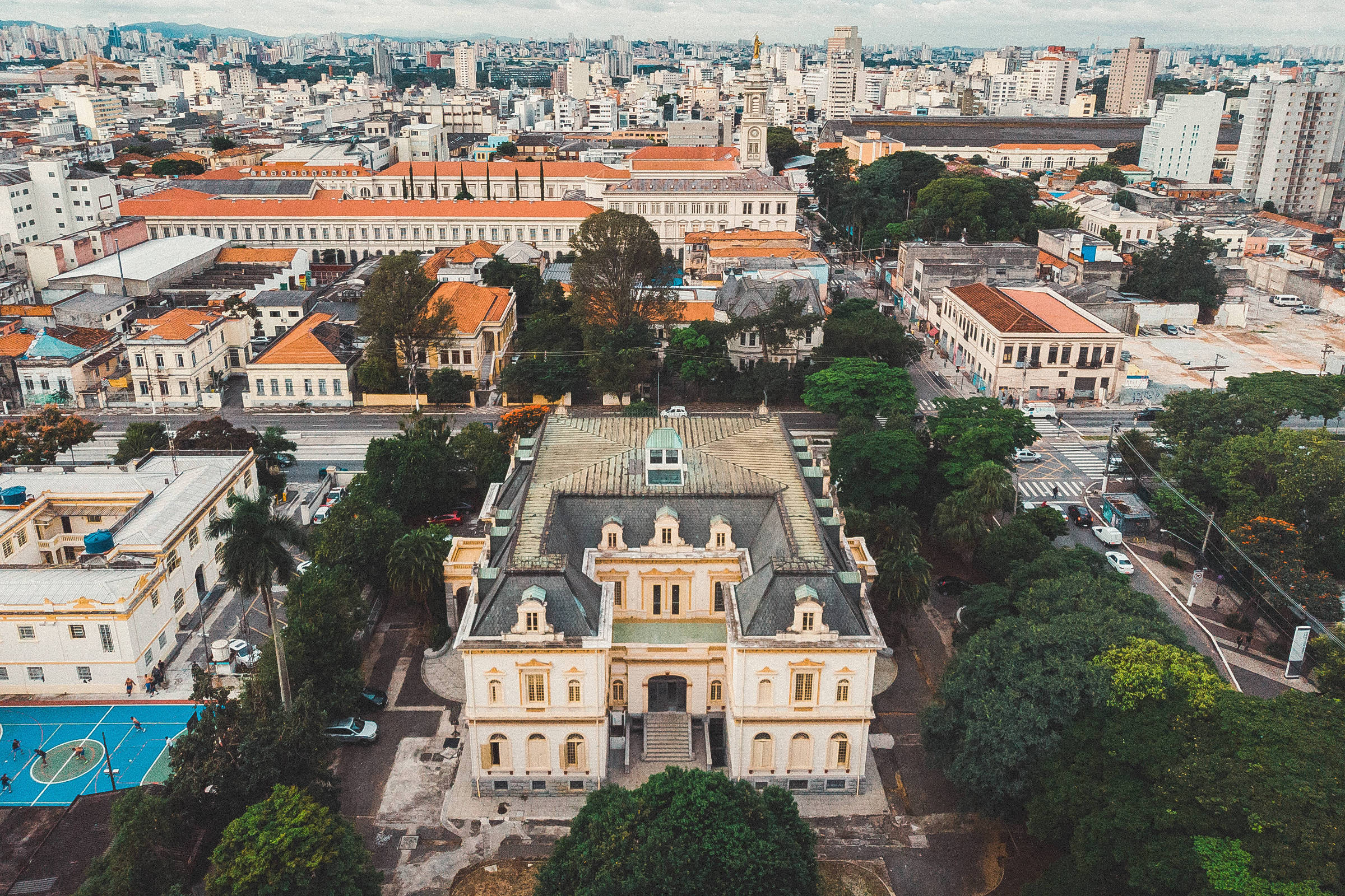 De olho na revitalização do centro de SP, Loft chama Kassab para almoço com mercado imobiliário