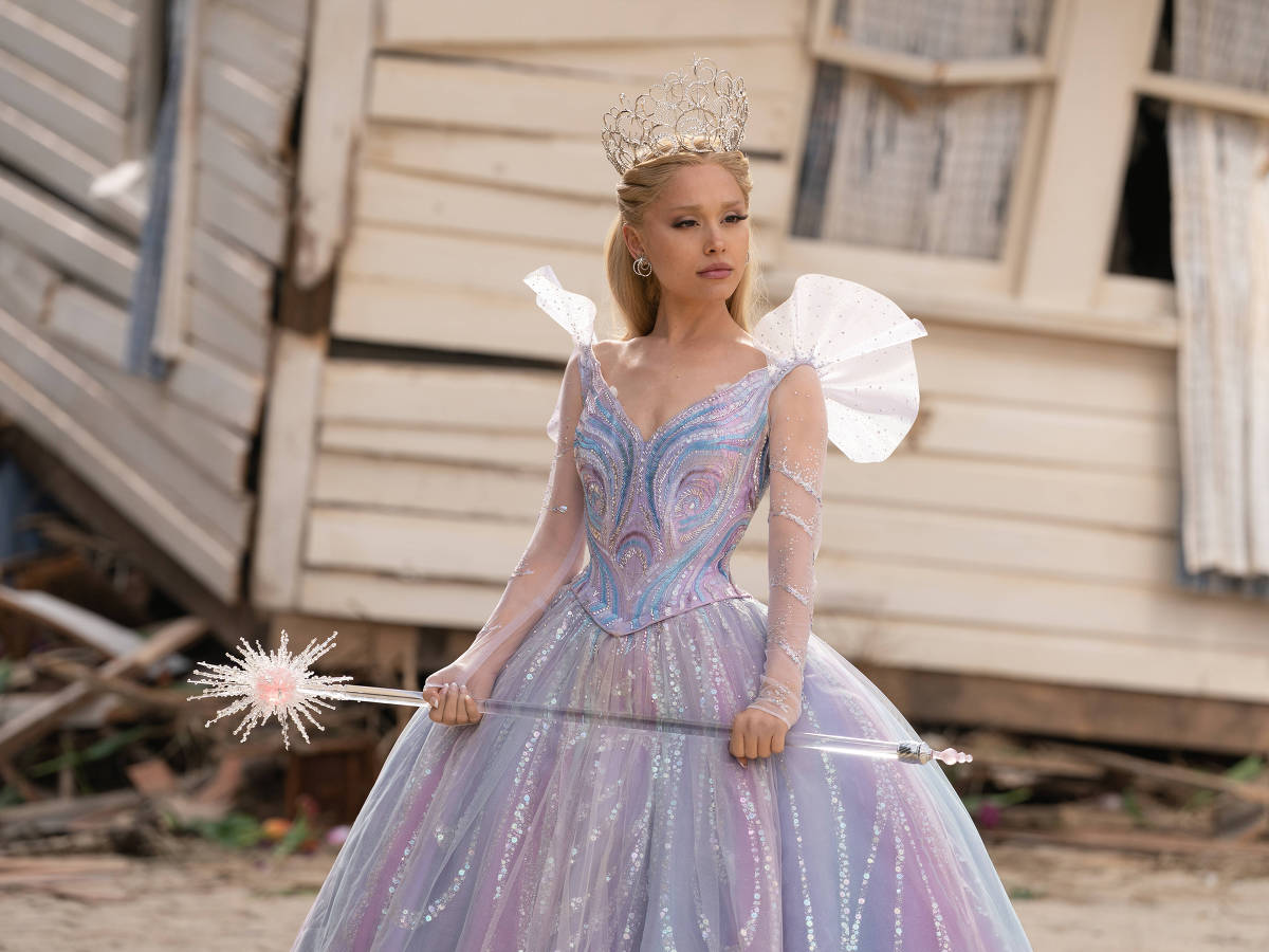 Ariana Grande is Glinda in WICKED FOR GOOD, directed by Jon M. Chu.