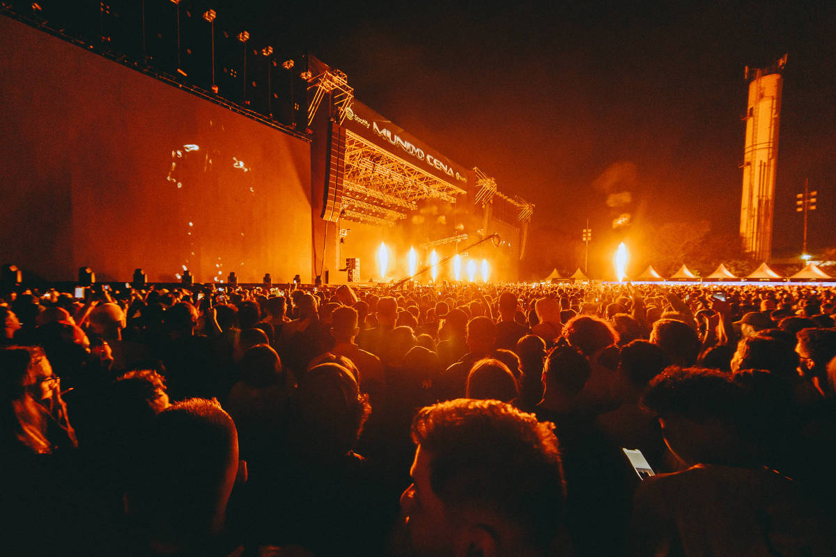 Terceiro dia do Festival Cena 2k é cancelado após explosão nos bastidores, veja vídeo