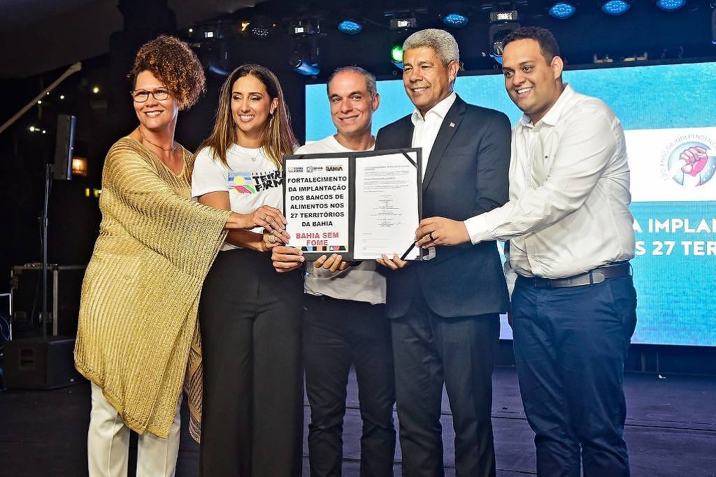 Associações que teriam gerado consignados usavam e-mail de empresa de ex-sócio do Master