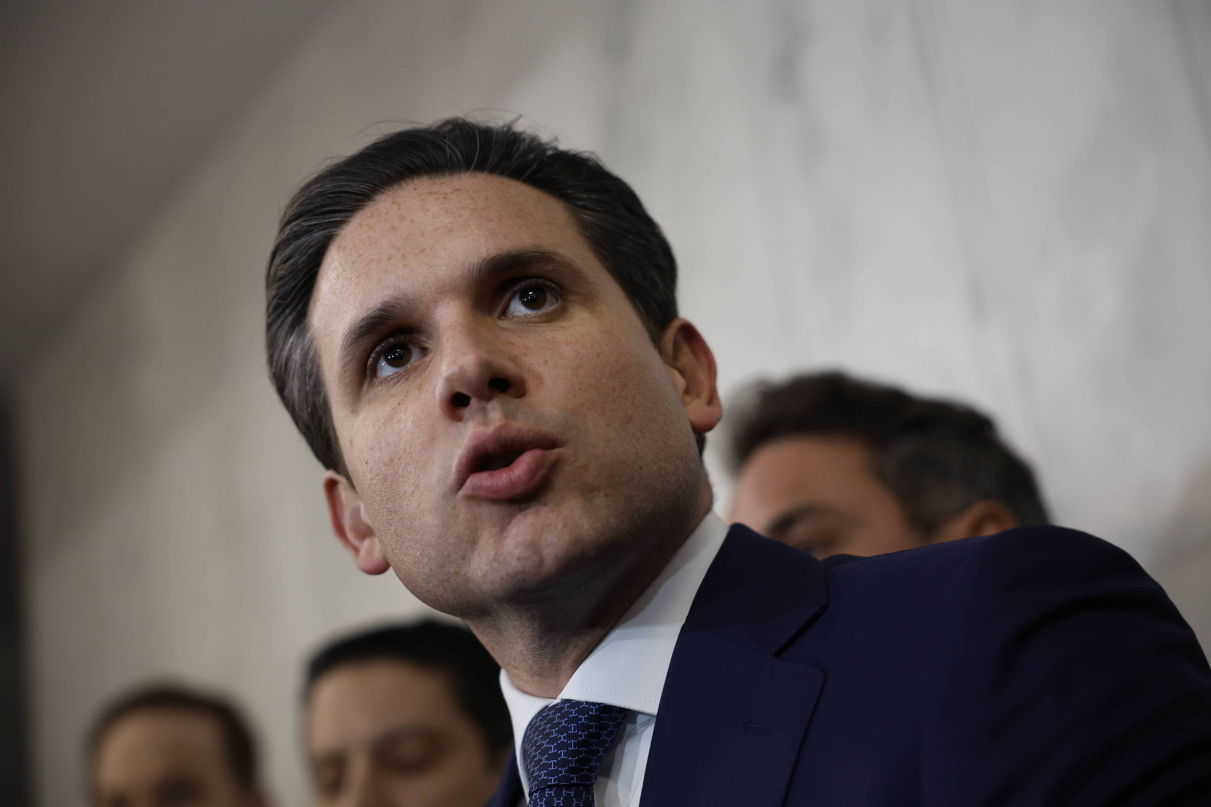 Big techs e oposição pedem que Motta rejeite urgência para projeto dos mercados digitais