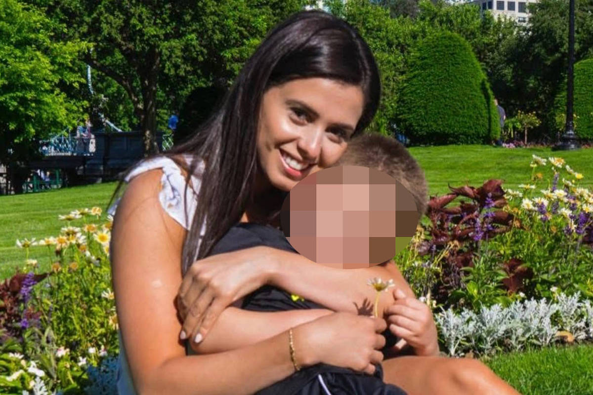 U.S. Immigration Service Detains Brazilian Woman Who Is Mother of White House Press Secretary's Nephew