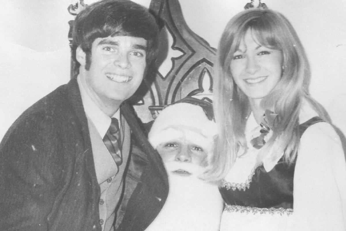 O comovente reencontro de casal separado por 40 anos após uma gravidez na adolescência