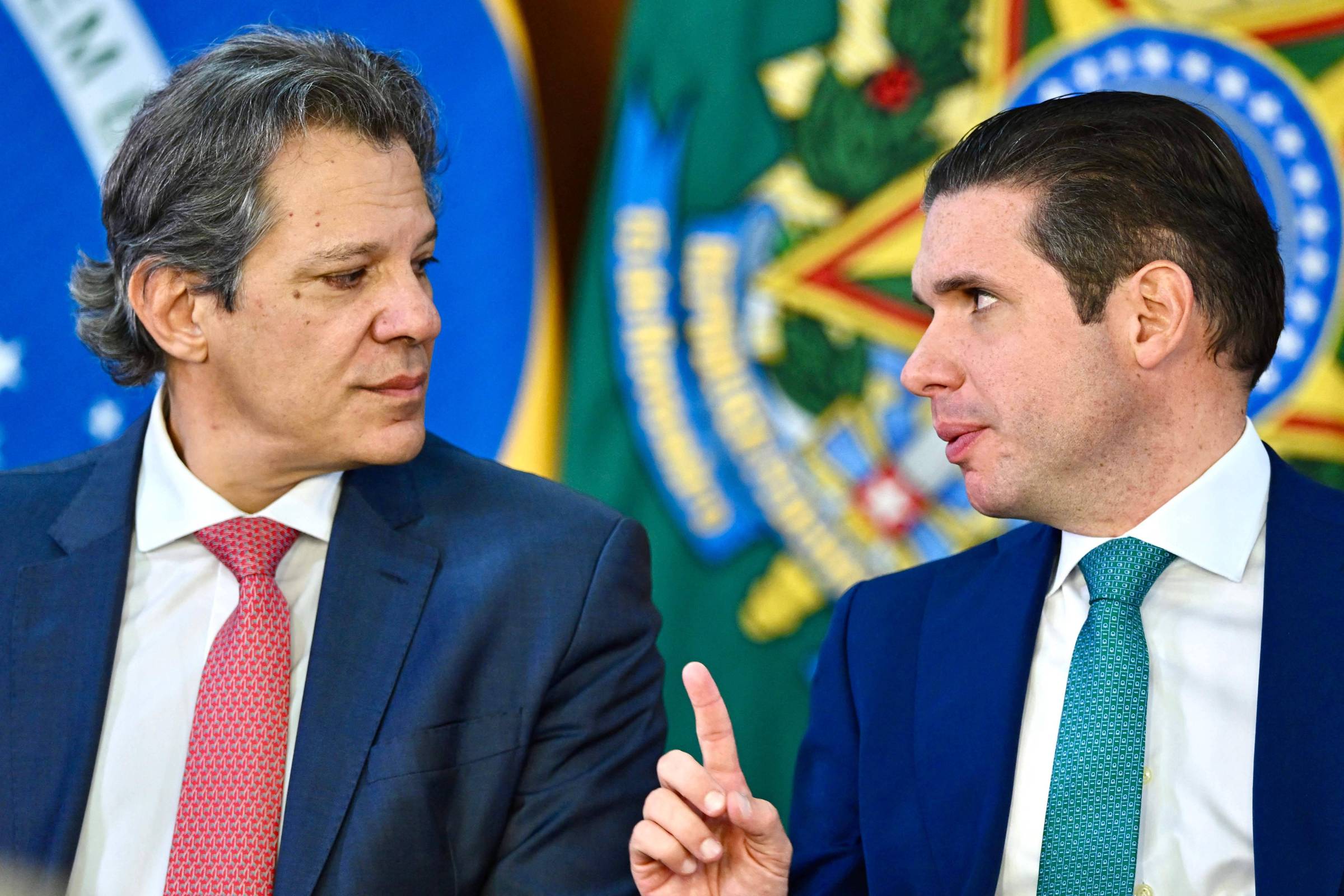 Crise entre governo e Congresso é estremecimento momentâneo, diz Haddad