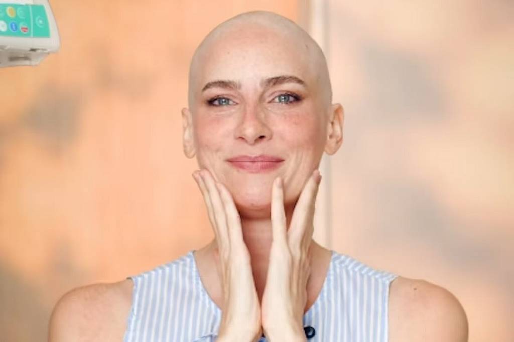 Atriz de filme sobre câncer é diagnosticada com doença - 30/11/2025 - Celebridades - F5