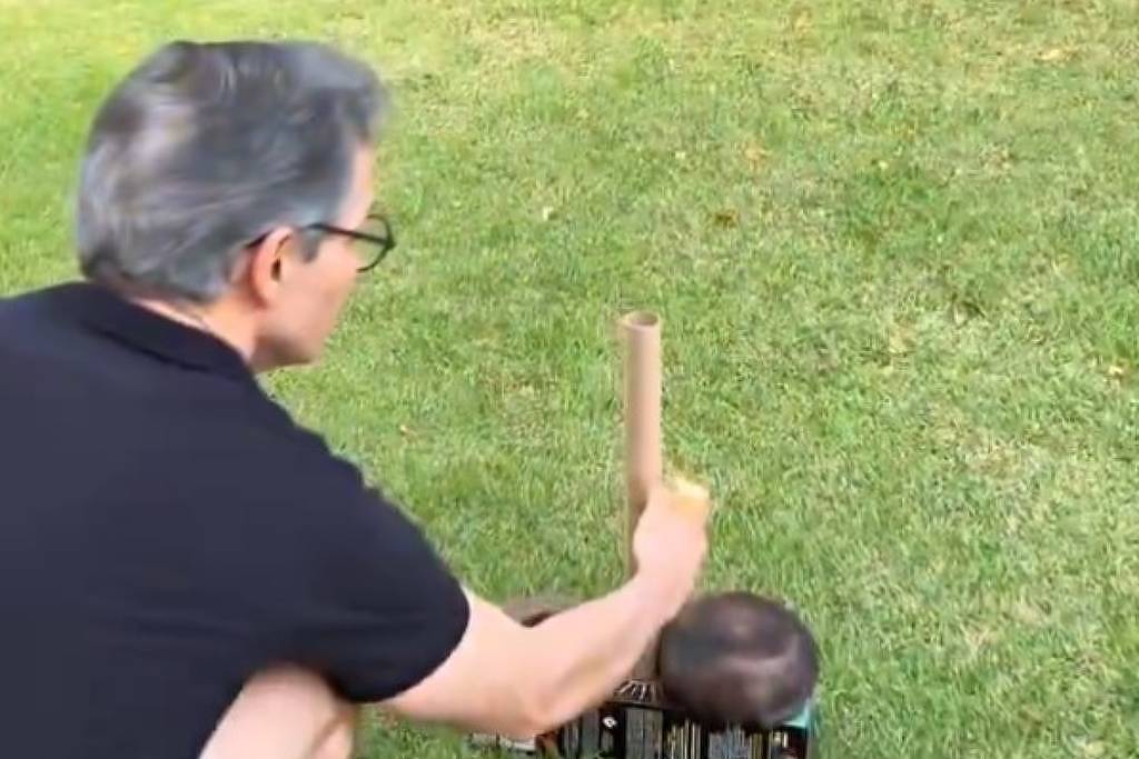 Zema solta rojão para ironizar PT, é cobrado sobre lei e fala em edição de vídeo