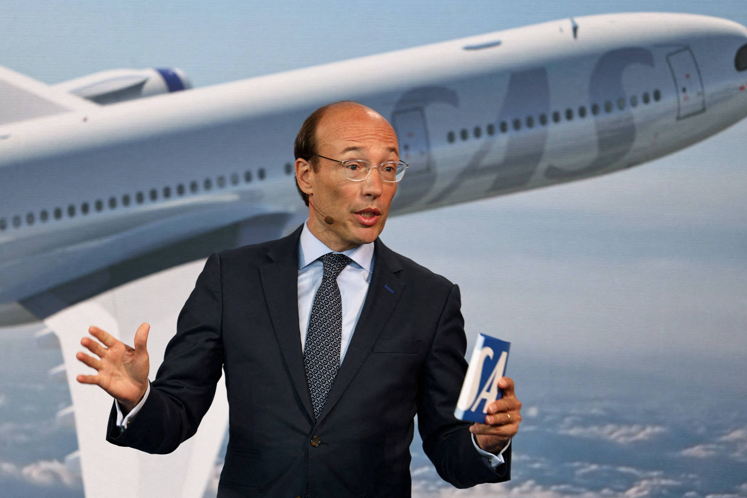 Air Canada anuncia novo CEO após polêmica com ex-chefe que não falava francês