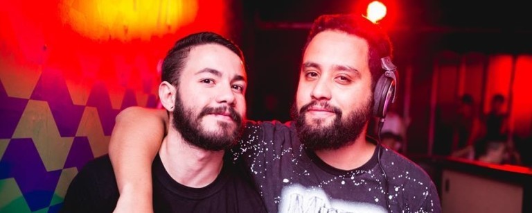 Rodrigo Pelissari, 26, estudante de direito, e Sergio Oliveira, 30, DJ da The Week