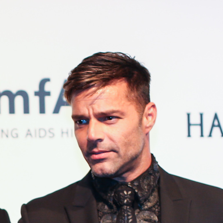 Ricky Martin faz campanha para que gays possam doar sangue para vítimas em Orlando