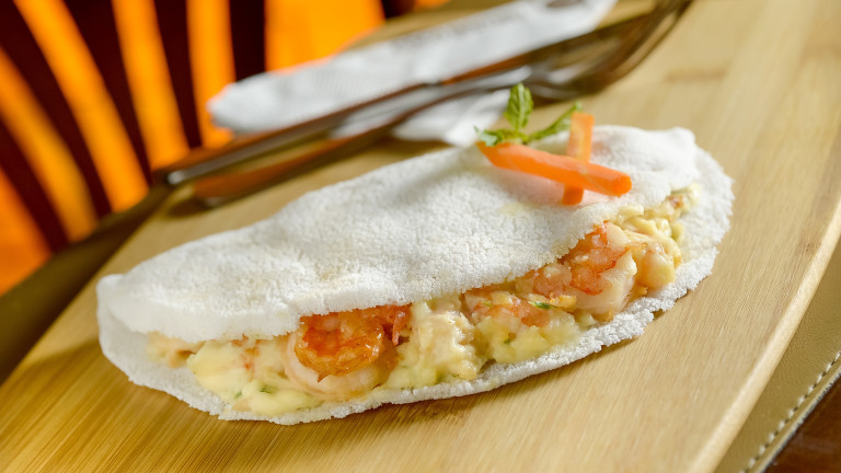 Entre as mais de 20 tapiocas do menu, a de camarão também leva alho-poró e Catupiry (R$ 15)