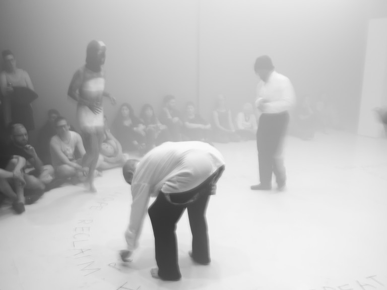 Performance ‘Suíte São Paulo’, de Peter Baren