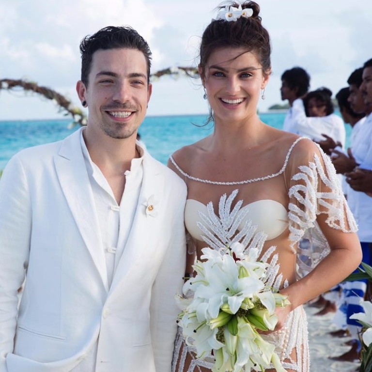 Isabeli Fontana e Di Ferrero se casam nas Maldivas; veja registro dos noivos