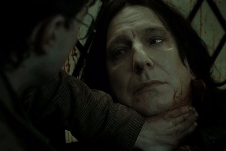 Autora de Harry Potter se desculpa por ter matado o professor Snape