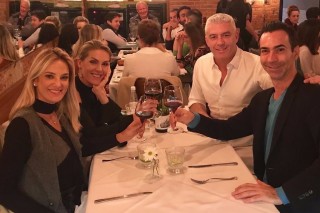Ticiane Pinheiro, Ana Hickmann, César Tralli e Alexandre Correa jantam em São Paulo