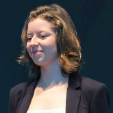 Palestrante Júlia Carvalho Palestrante Júlia Carvalho